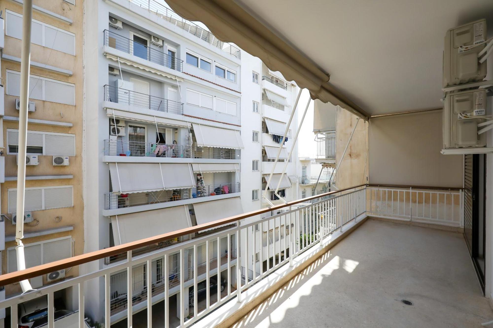 Athenian Comfort - Greecing Apartment *